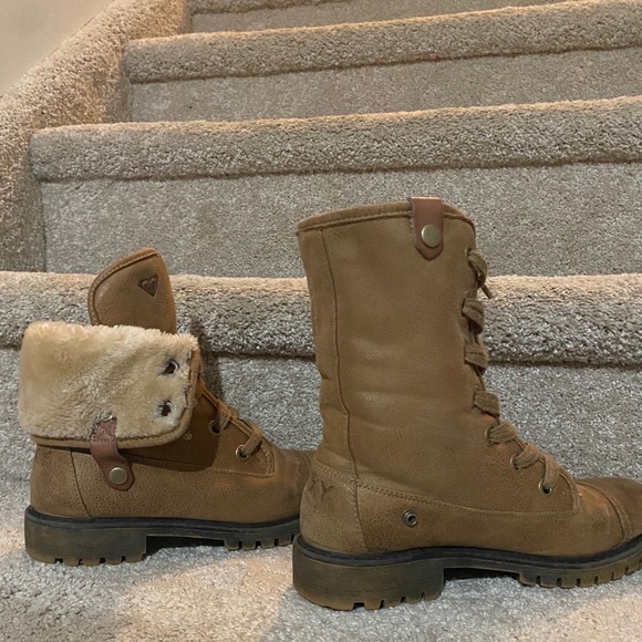 Roxy 2-way wearable boot with fur lining - Picture 2 of 7